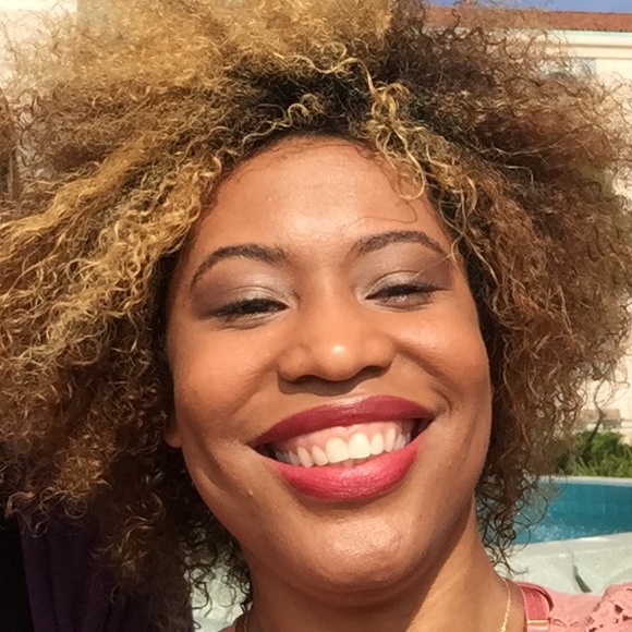 Meet your Posher, Bre - Picture 1 of 2